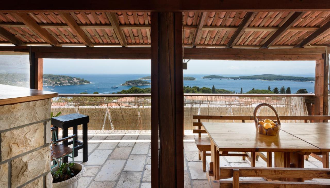 Pensionat Fio's Hvar Town